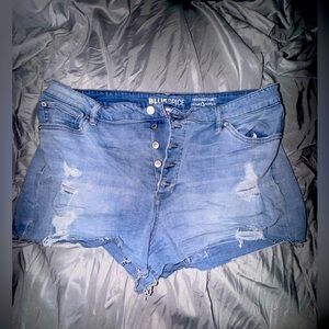 Stretch jean shorts